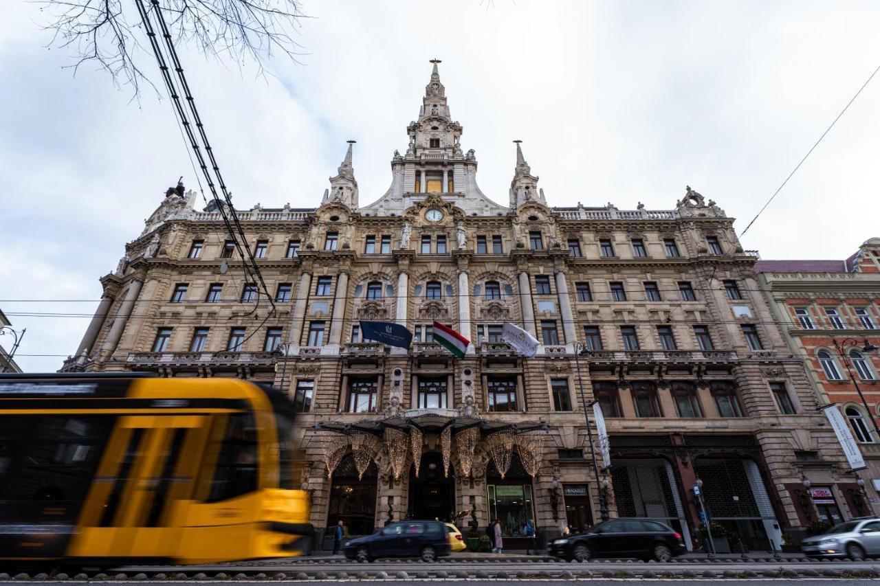 Palace Quarter Suite Budapeste Exterior foto